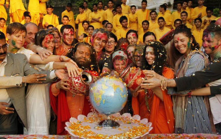 holi2014