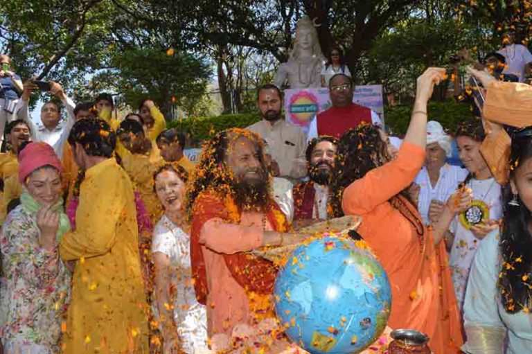 holi2016banner