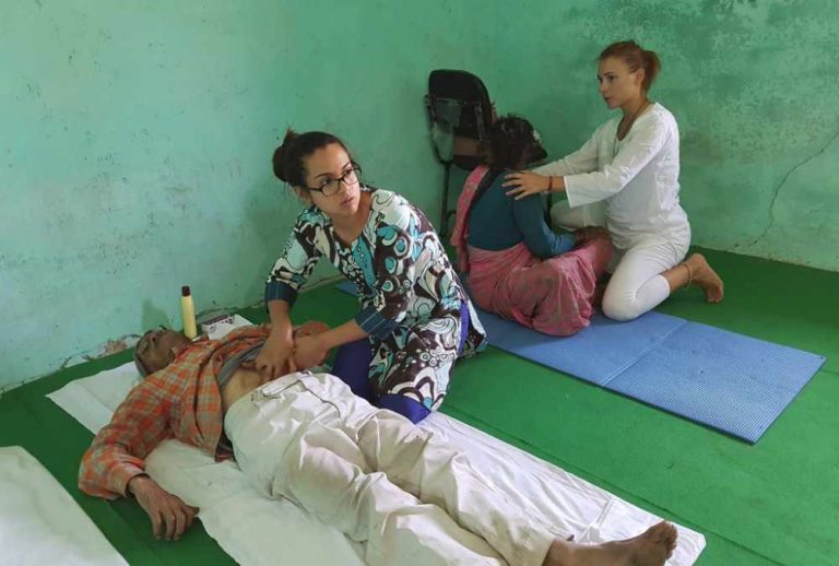 Medical-Camp-at-Ramjiwala-Yamkeshwar-5
