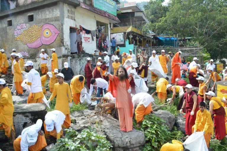faithcommunitiescleanindia