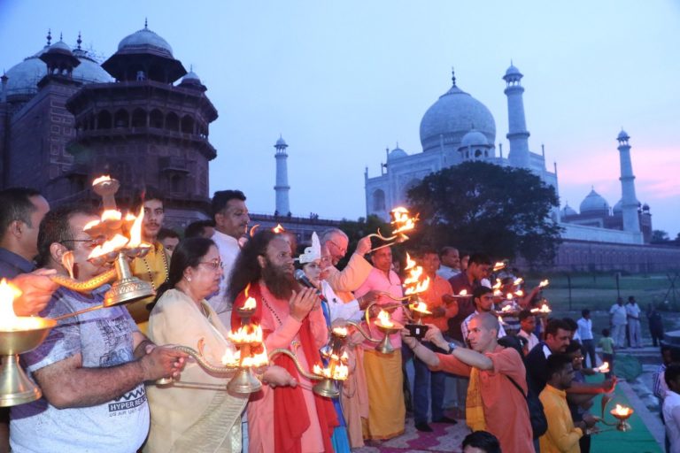yamunaaarti
