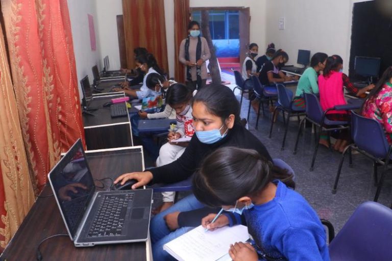 Reopening-of-Parmarth-Naari-Shashakti-Kendra-Centre-for-Excellence-15