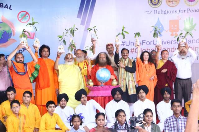 Global Handwashing Day Celebrated at Parmarth Niketan (3)